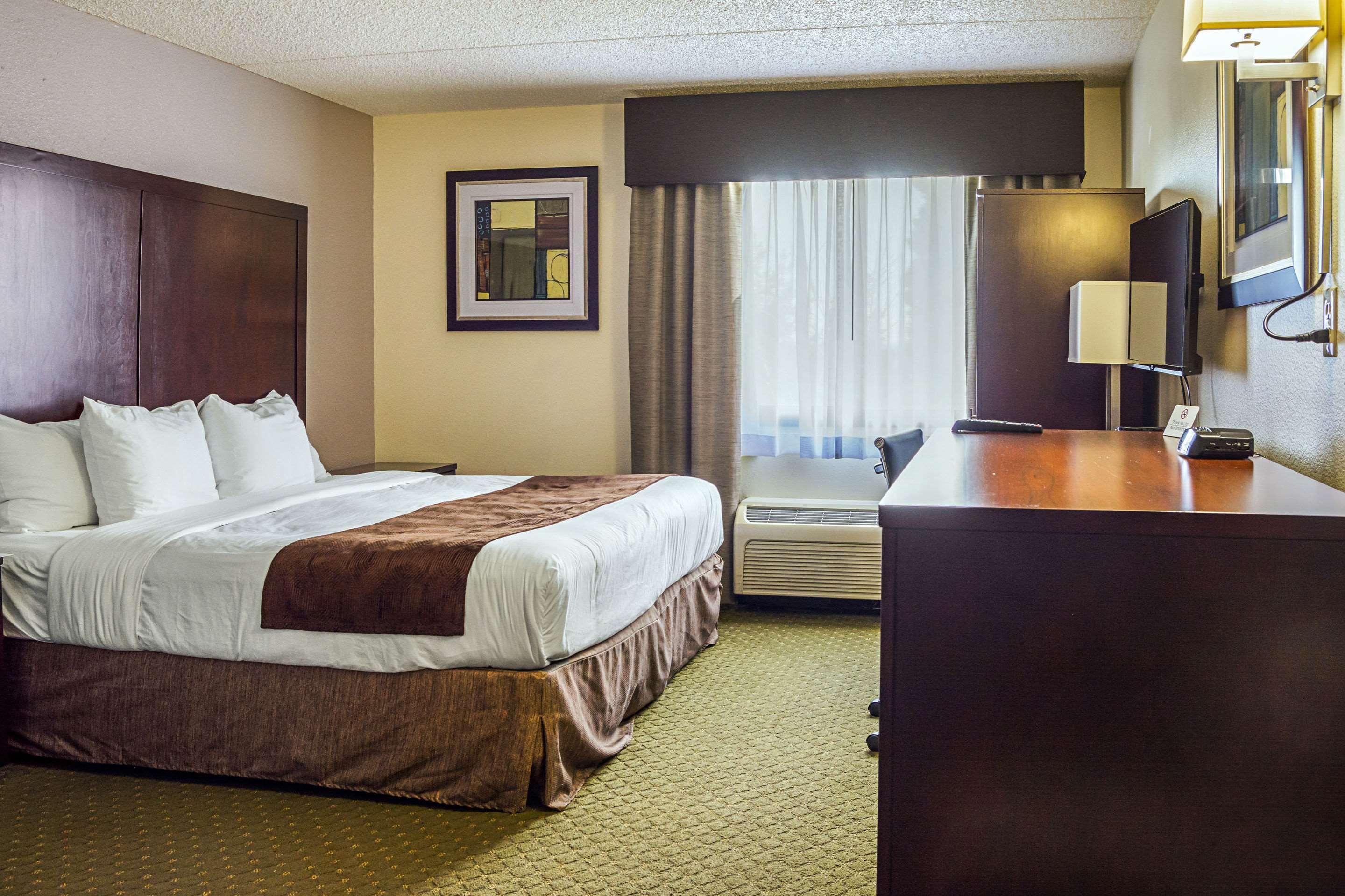 Quality Inn & Suites Clackamas - Portland Extérieur photo