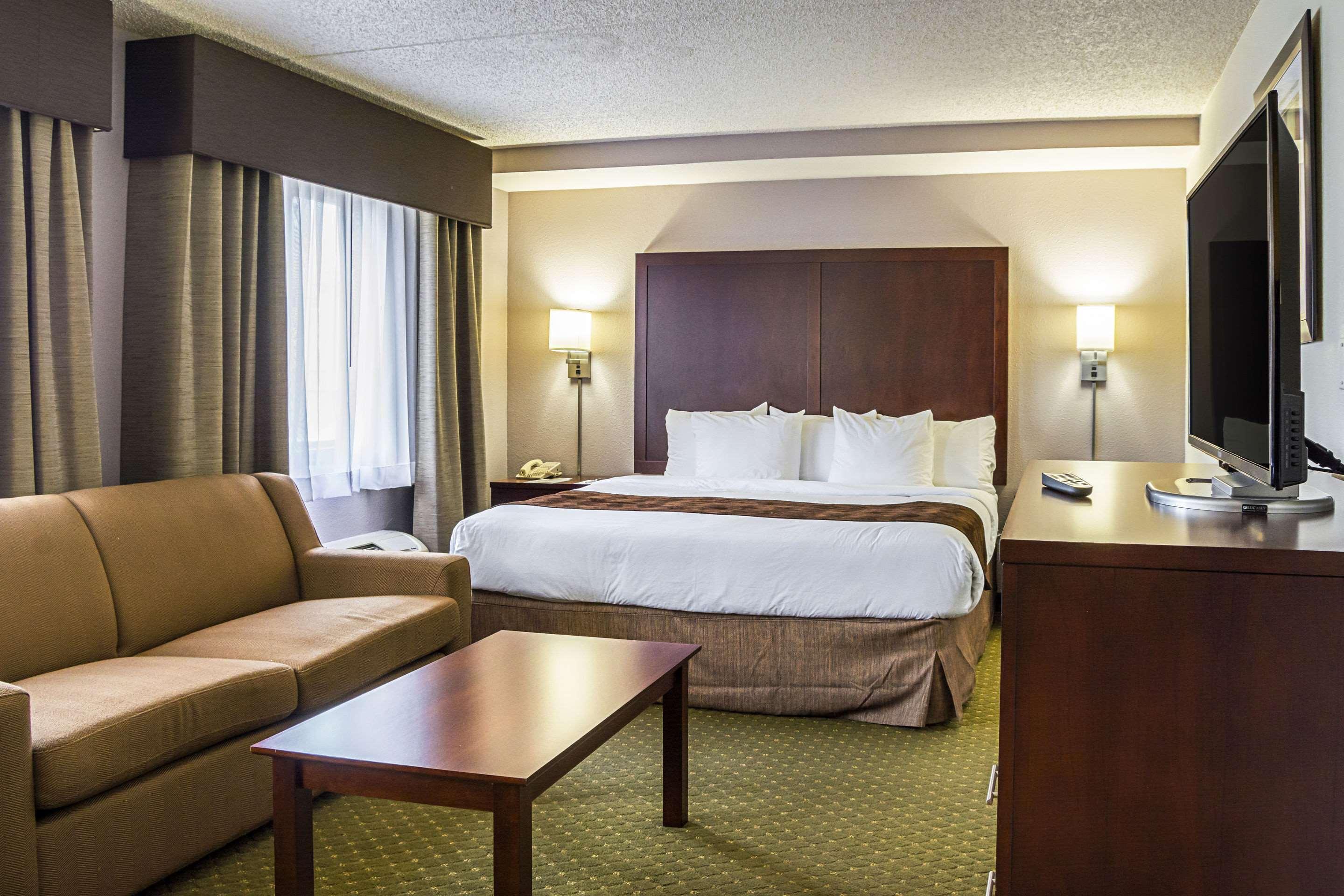 Quality Inn & Suites Clackamas - Portland Extérieur photo