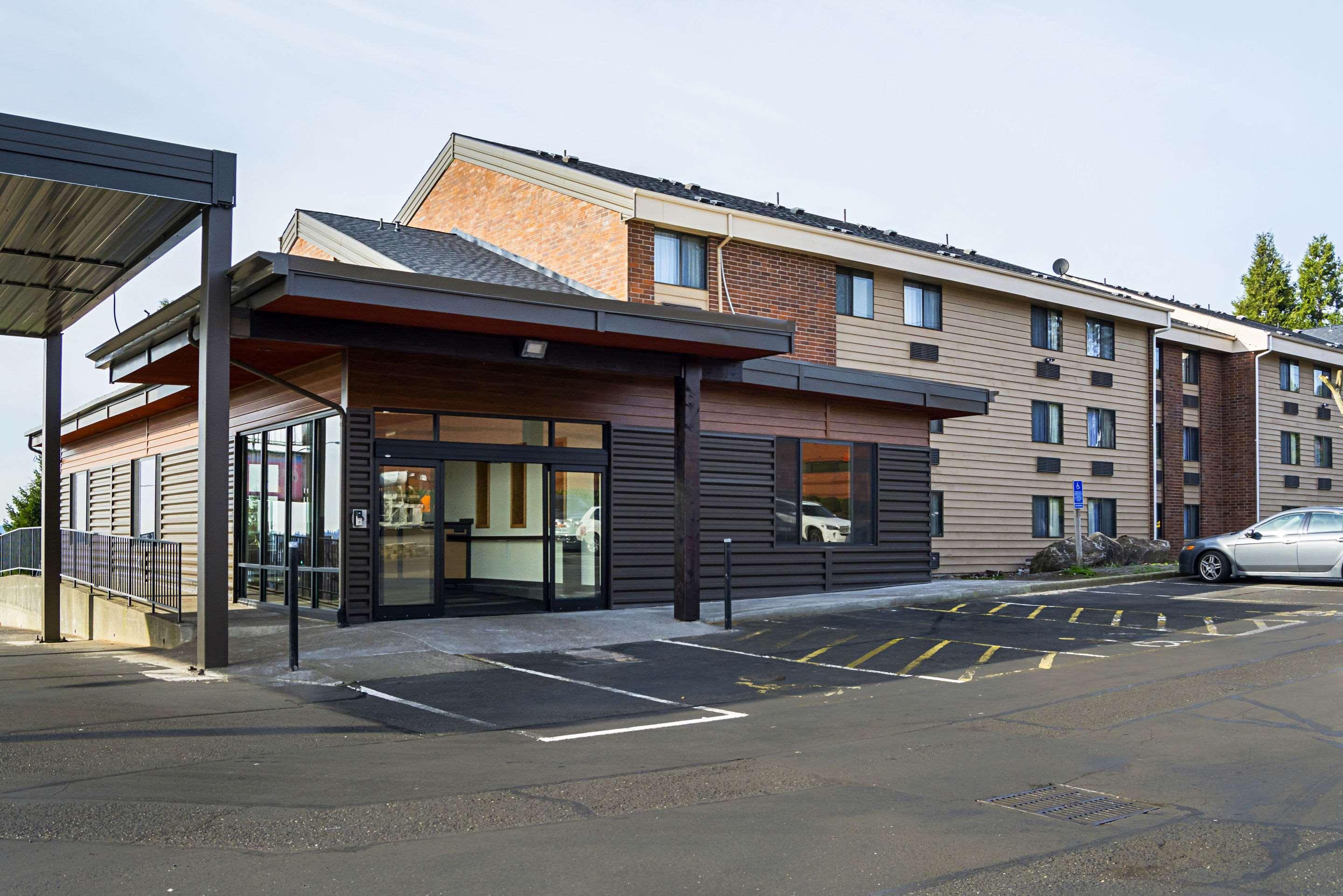 Quality Inn & Suites Clackamas - Portland Extérieur photo