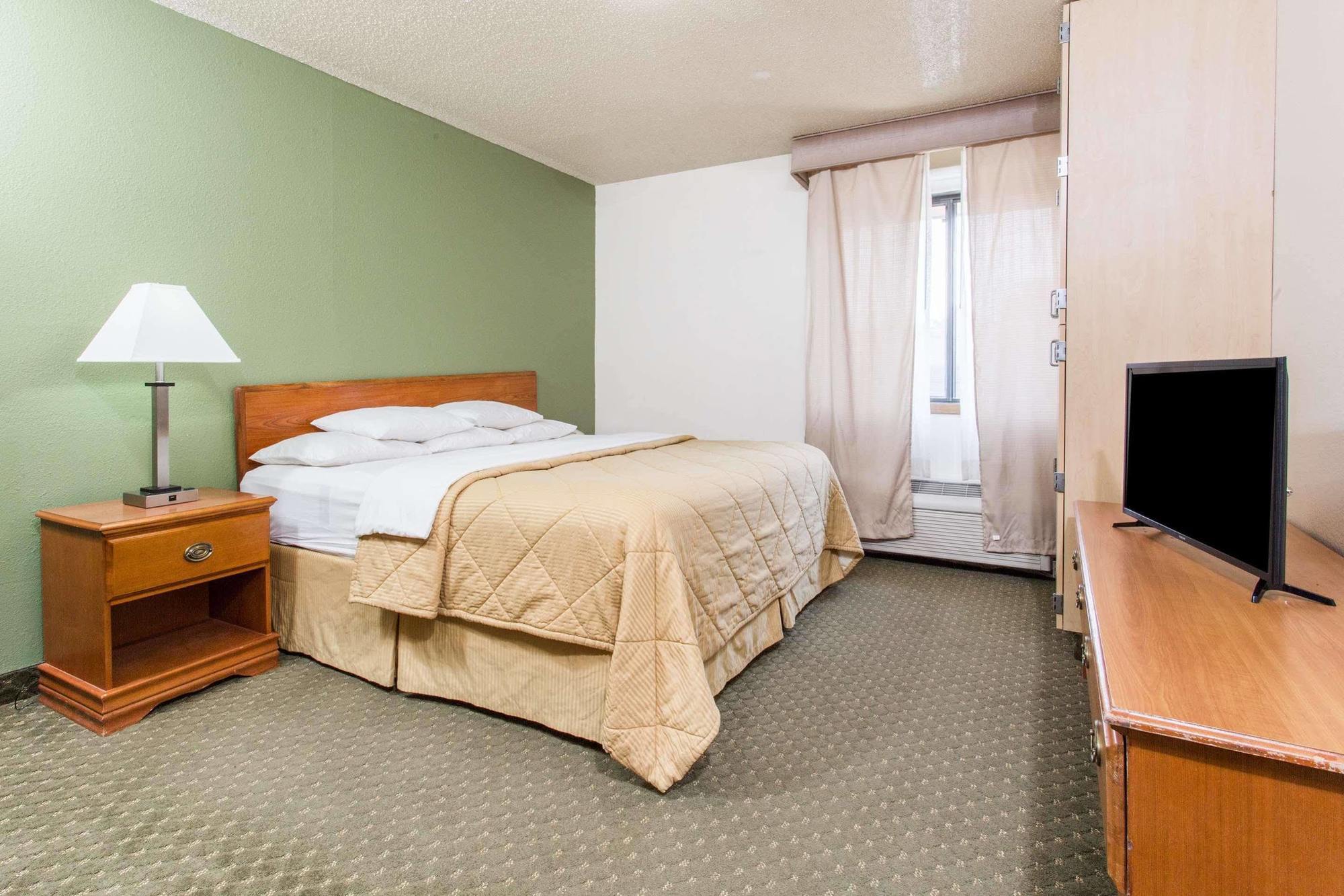 Quality Inn & Suites Clackamas - Portland Extérieur photo